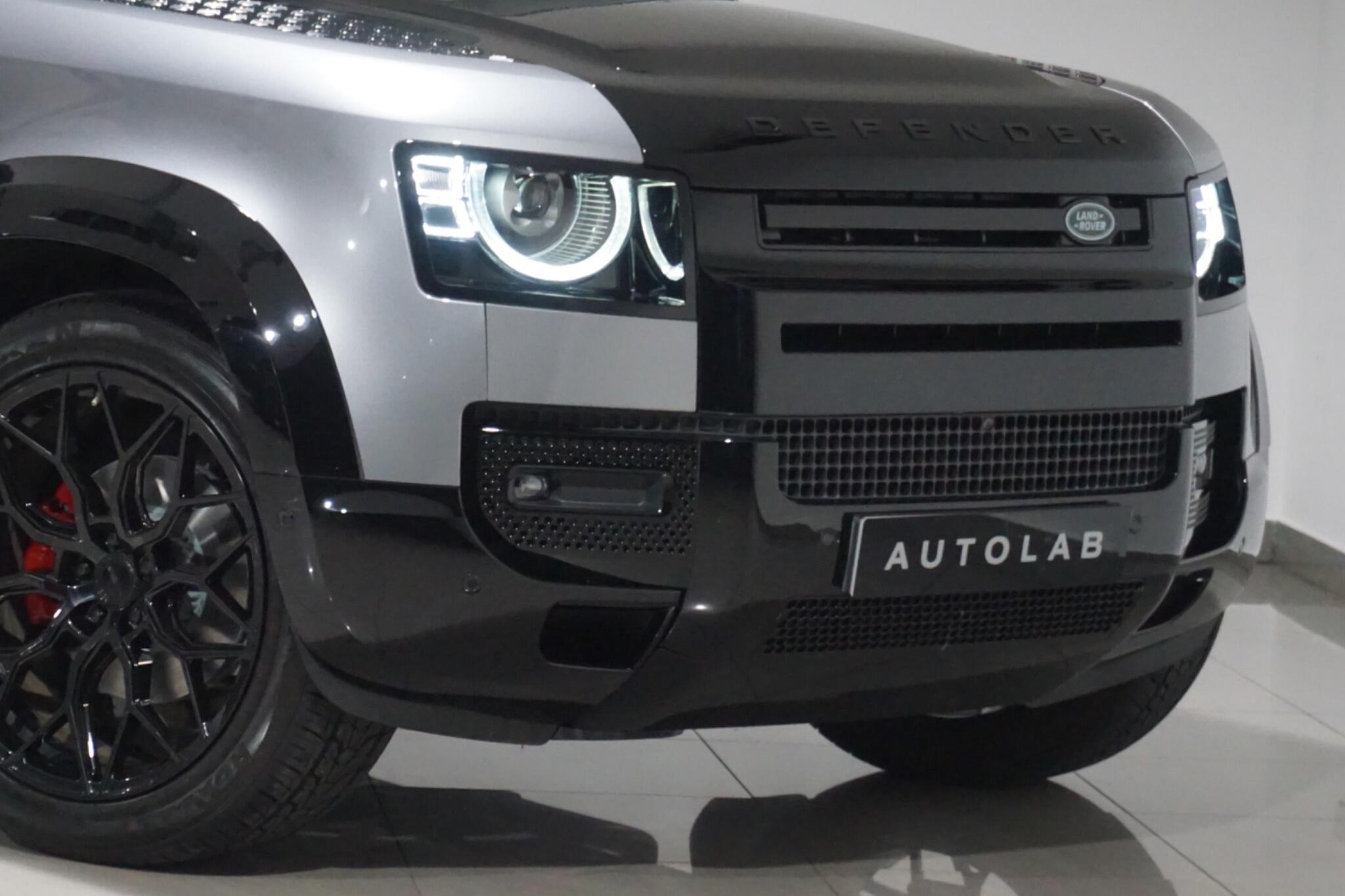 Land Rover Defender 110 3.0 D200 MHEV SE SUV 5dr Diesel Auto 4WD Euro 6 (s/s) (200 ps)